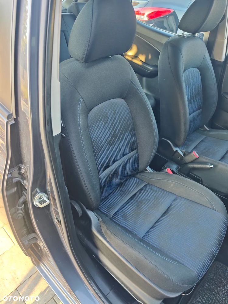 Hyundai ix20 1.6 Comfort - 22