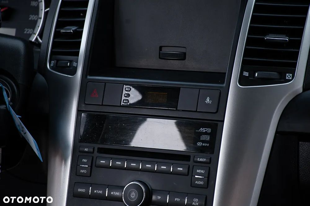 Chevrolet Captiva 2.4 LS - 16