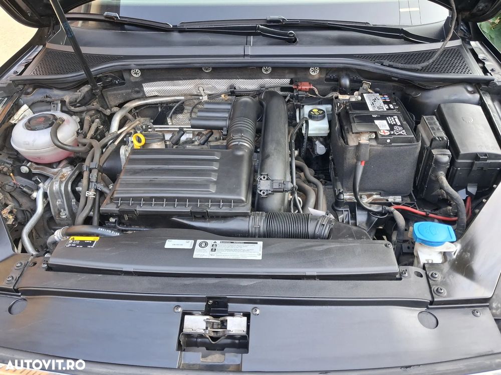 Volkswagen Passat - 13