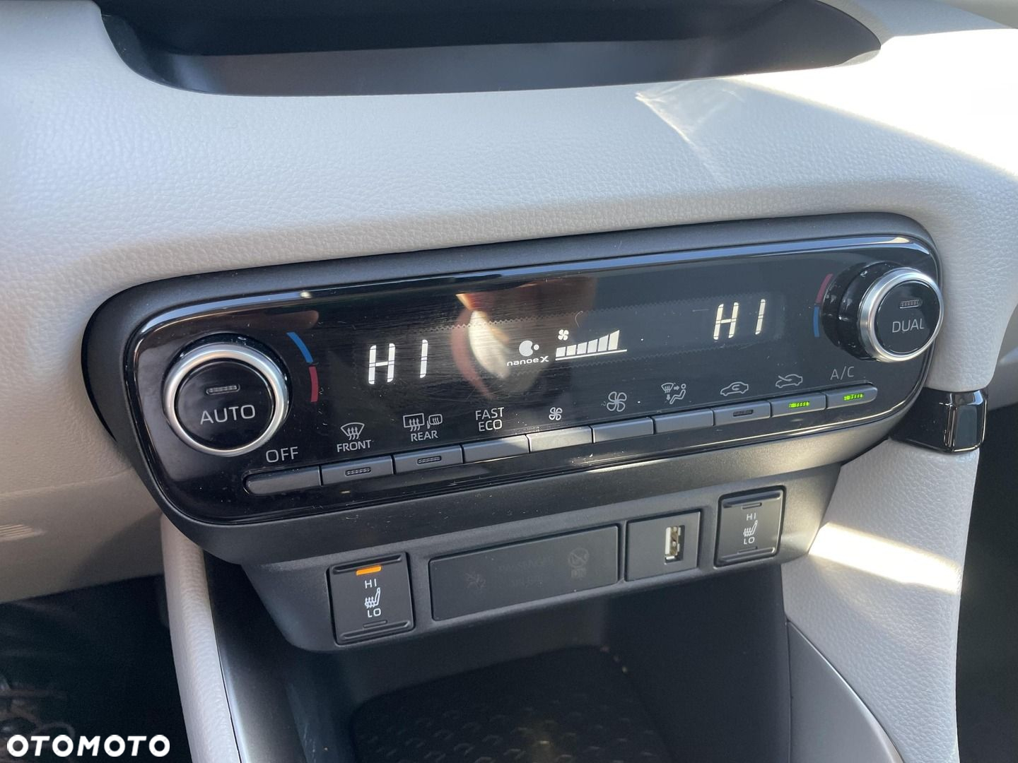 Toyota Yaris - 21