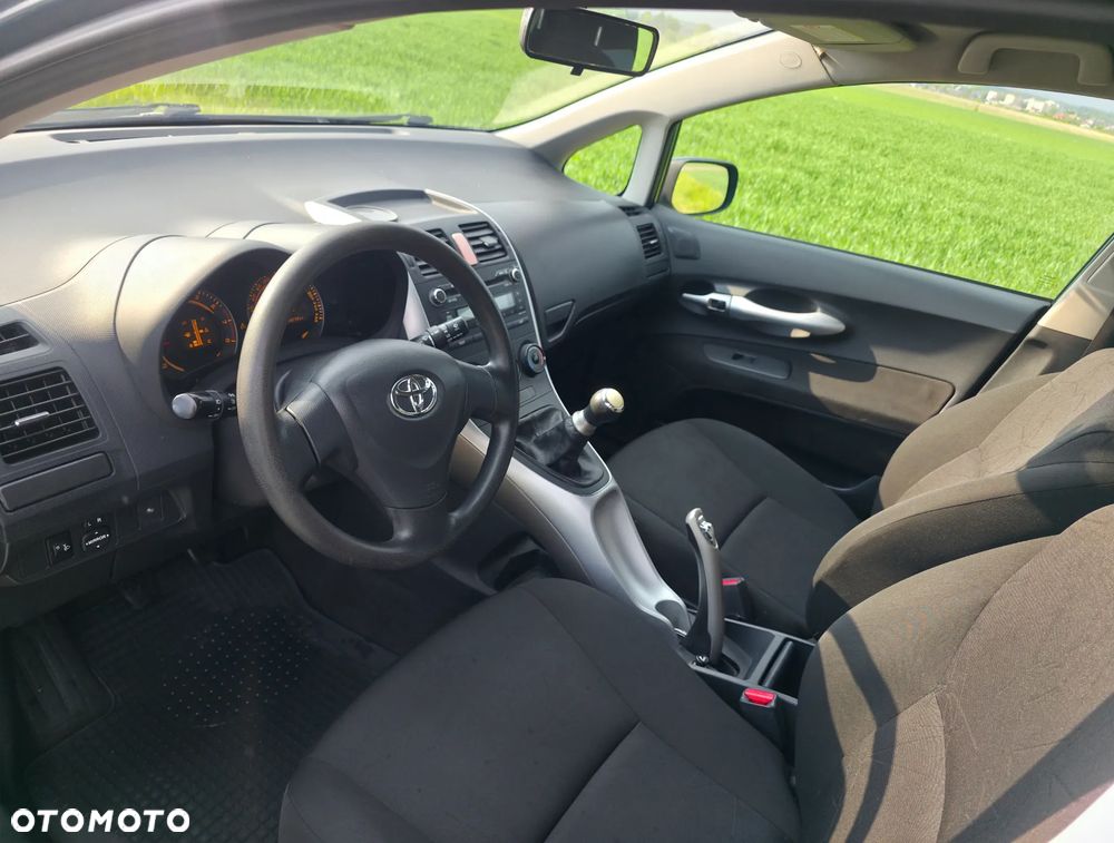Toyota Auris 1.4 VVT-i Luna - 7