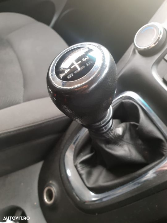 dezmembrez Chevrolet Orlando 2011 motor 2.0d 96kw 131cp LNP 7 locuri scaune jante r17 usa portiera bara fata spate stanga dreapta piese dezmembrari aripa fuzeta - 11