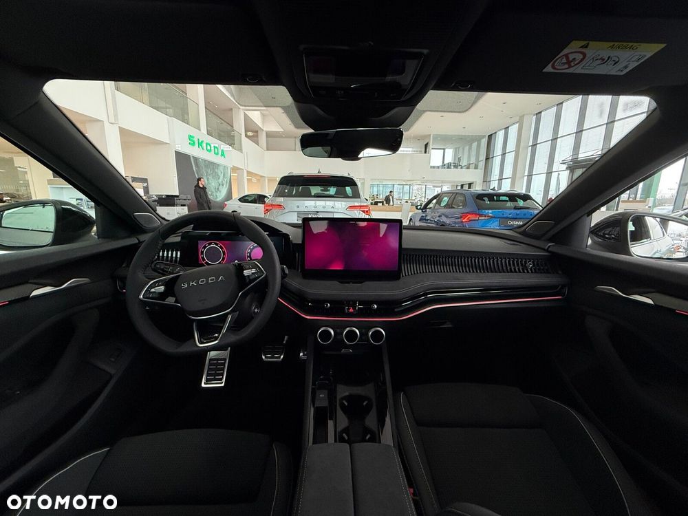 Skoda Superb 2.0 TDI SCR 4x4 Sportline DSG - 9