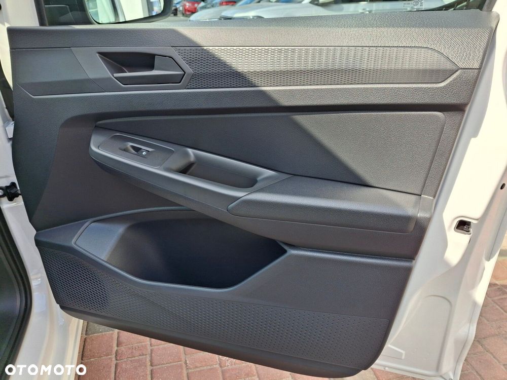 Volkswagen Caddy Maxi - 31