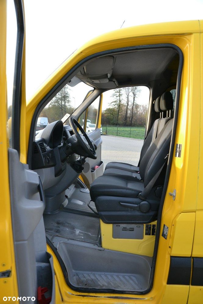 Mercedes-Benz Sprinter - 18