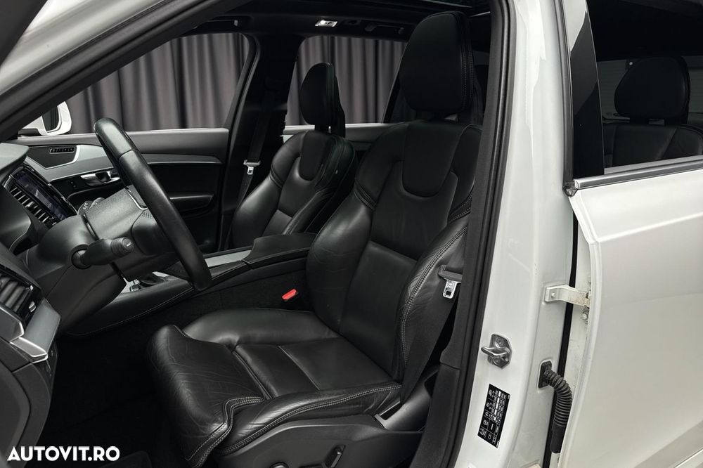 Volvo XC 90 - 24