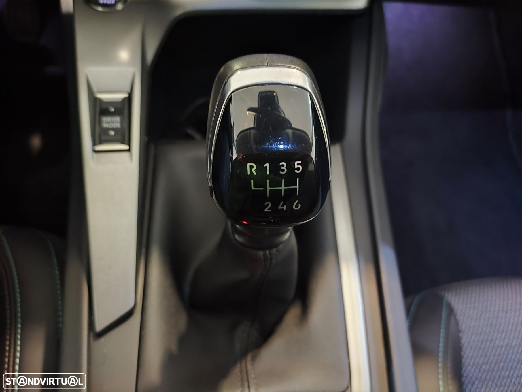 Peugeot 308 1.2 PureTech Allure - 21