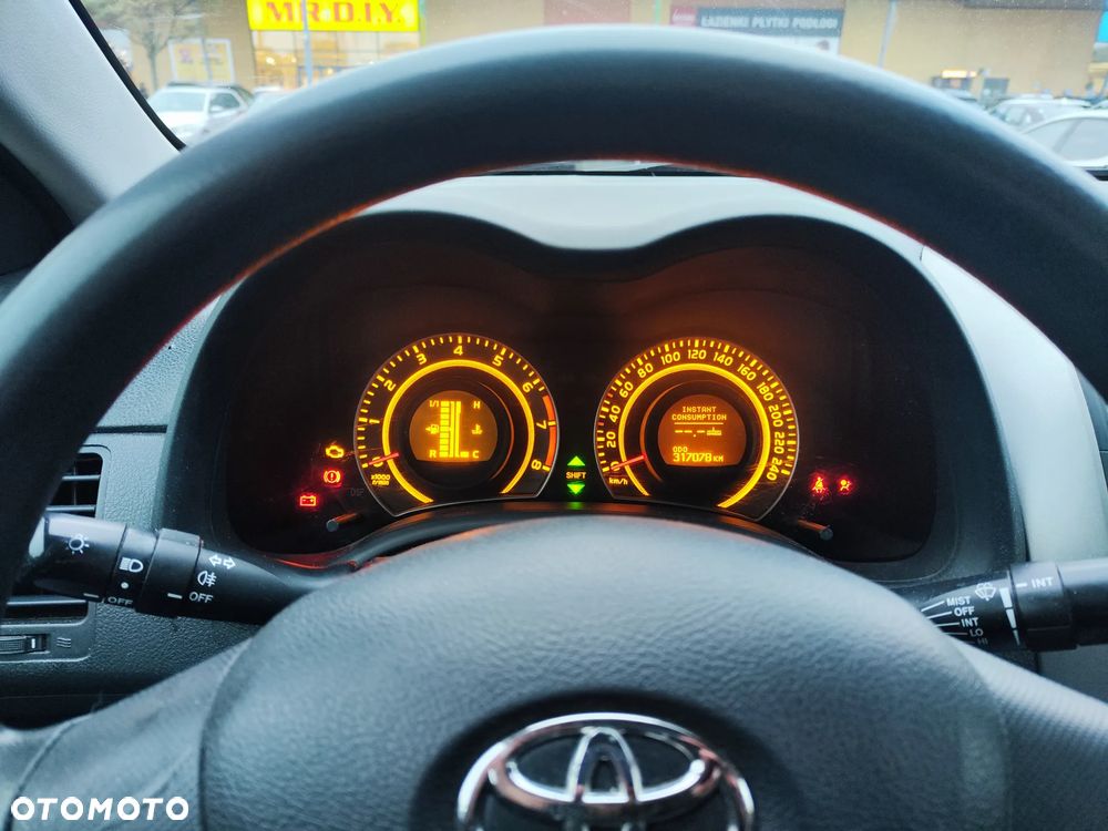 Toyota Corolla 1.6 VVT-i Terra - 2