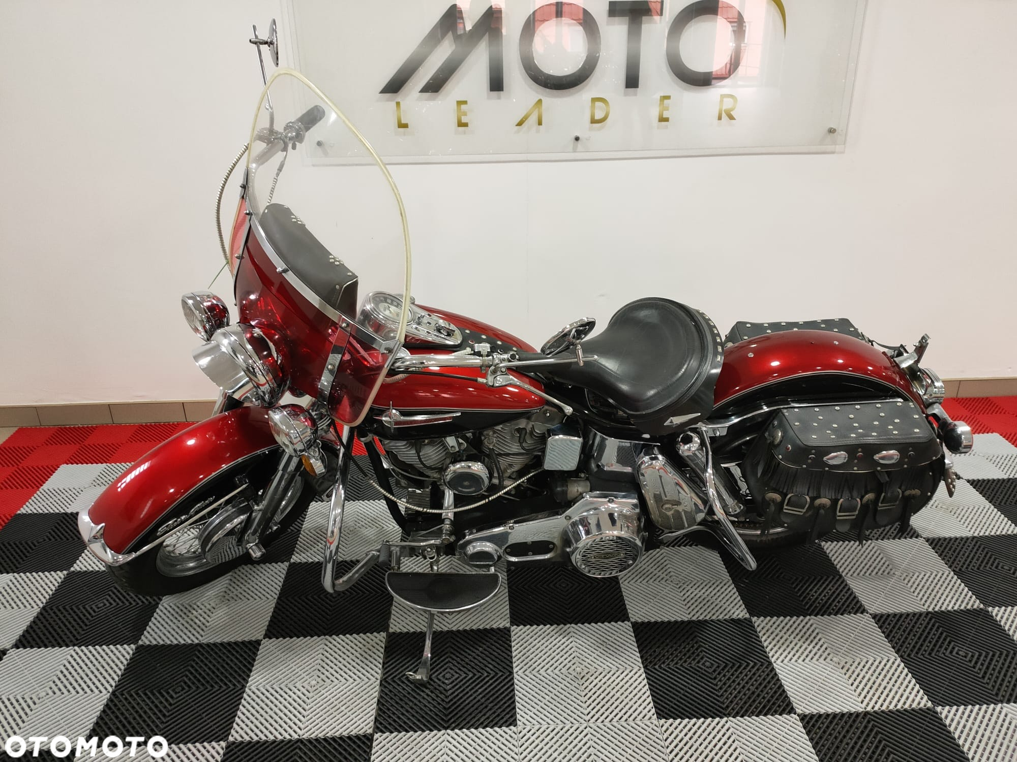 Harley-Davidson FLH Shovelhead - 4