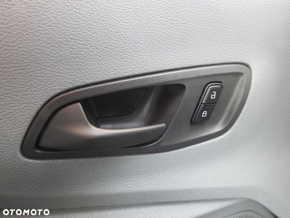 Ford TRANSIT  FURGON CHŁODNIA  0°C FUNKCJA GRZANIA TEMPOMAT LEDY KLIMATYZACJA  130KM - 29