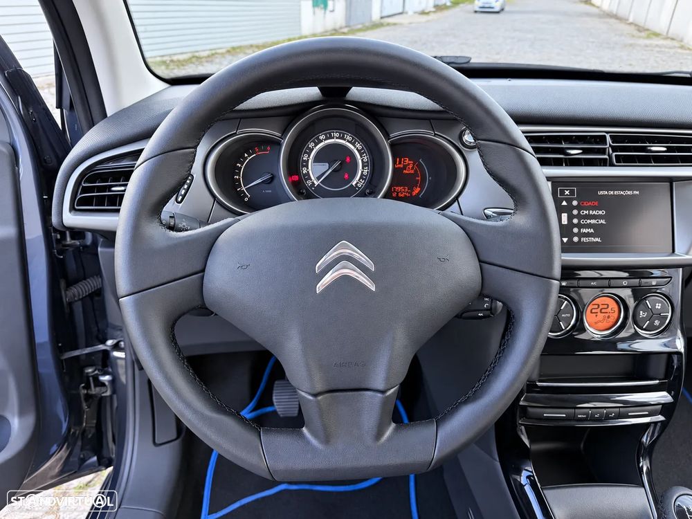 Citroën C3 1.6 BlueHDi Exclusive - 25