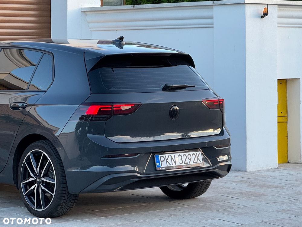 Volkswagen Golf 1.5 eTSI OPF DSG Style - 18