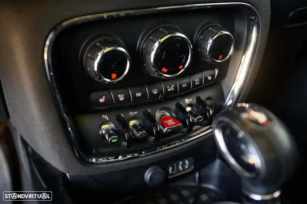 MINI Clubman Cooper D Classic Auto - 47