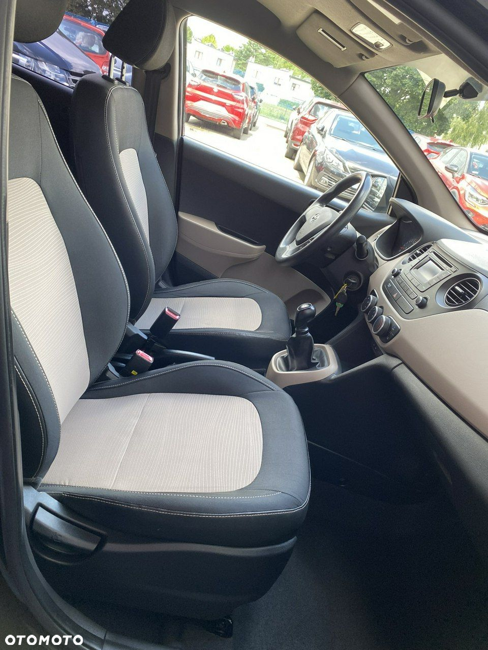 Hyundai i10 - 17