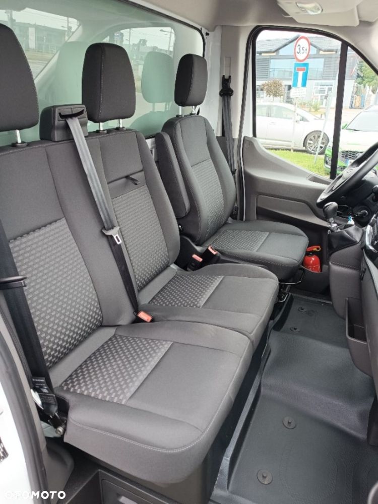 Ford Transit - 18