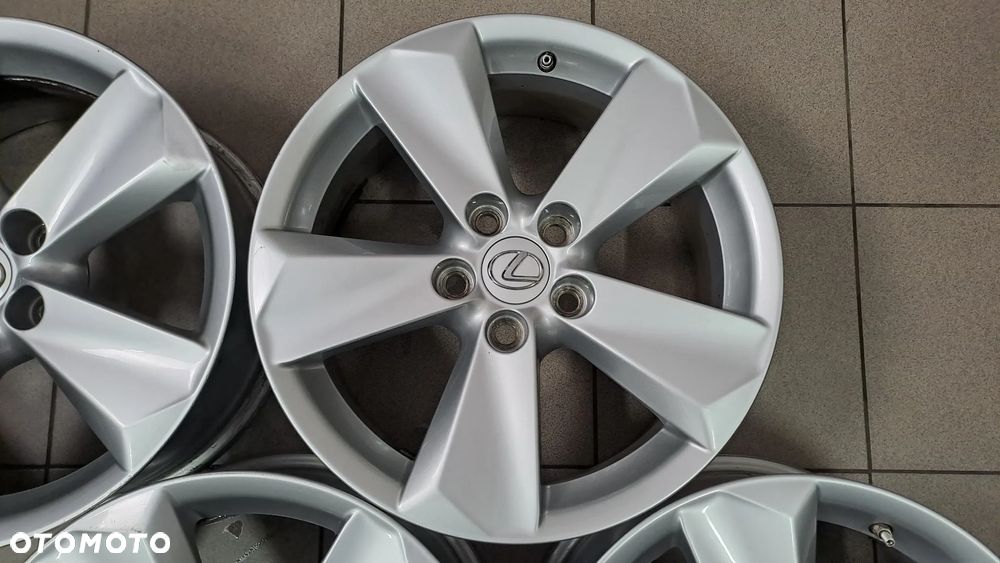 Felgi Aluminiowe 17 Lexus NX Toyota RAV-4 5x114.3 ET 35 - 8