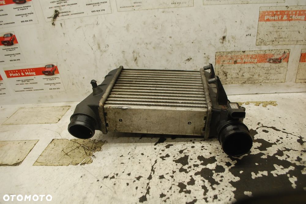 INTERCOOLER CHŁODNICA POWIETRZA 8E0145805AA AUDI A4 B7 2.0 TDI SEAT EXEO - 2