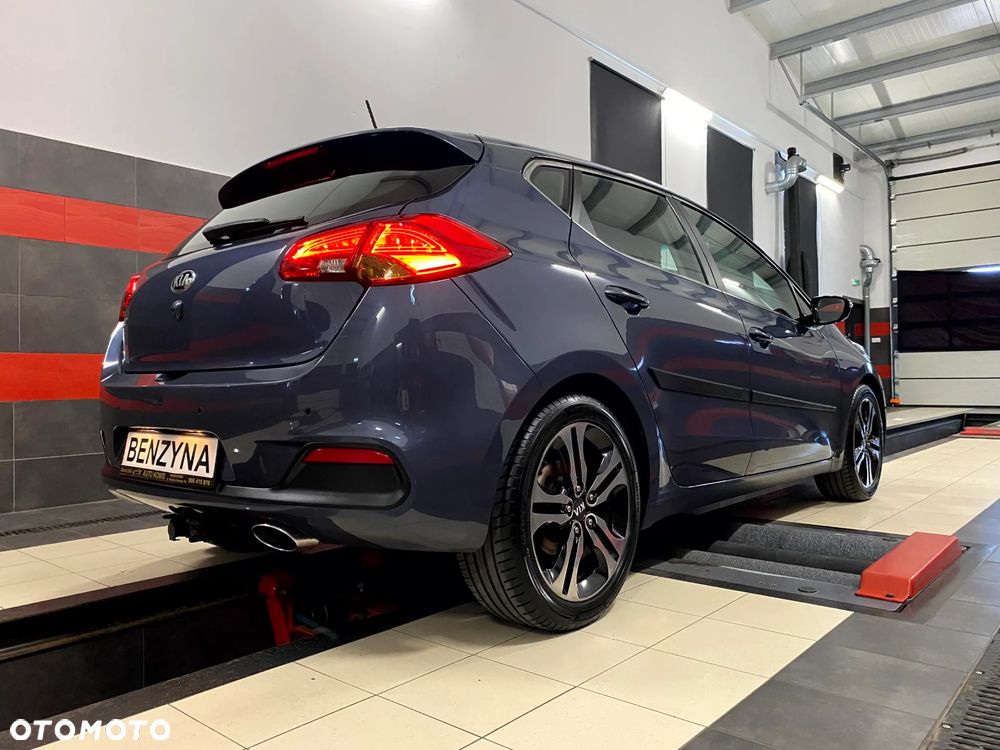 Kia Ceed 1.6 GDI XL DCT - 10
