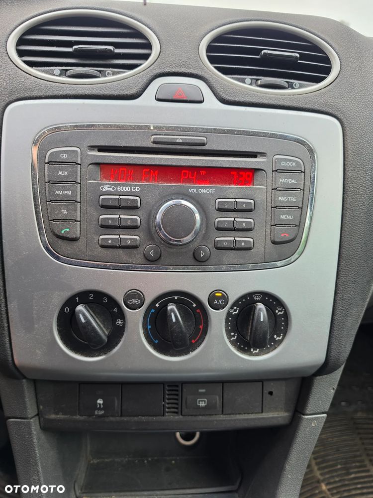 Ford Focus - 13