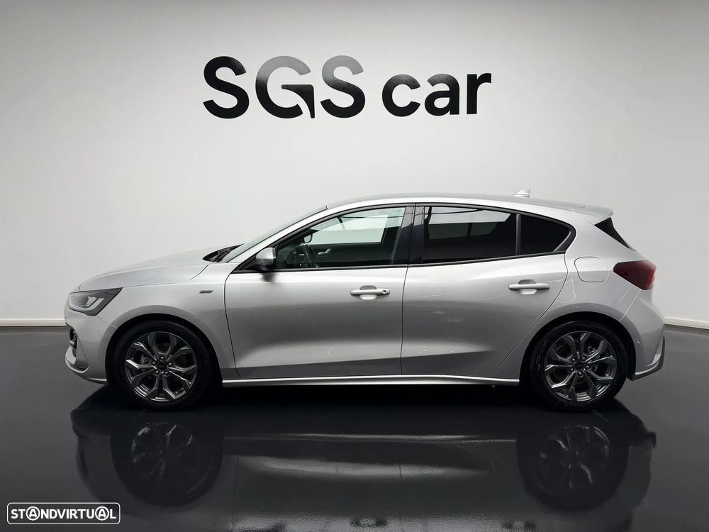 Ford Focus 1.0 EcoBoost MHEV ST-Line - 2