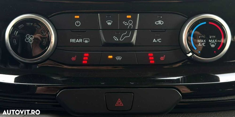 Ford Transit Connect - 26