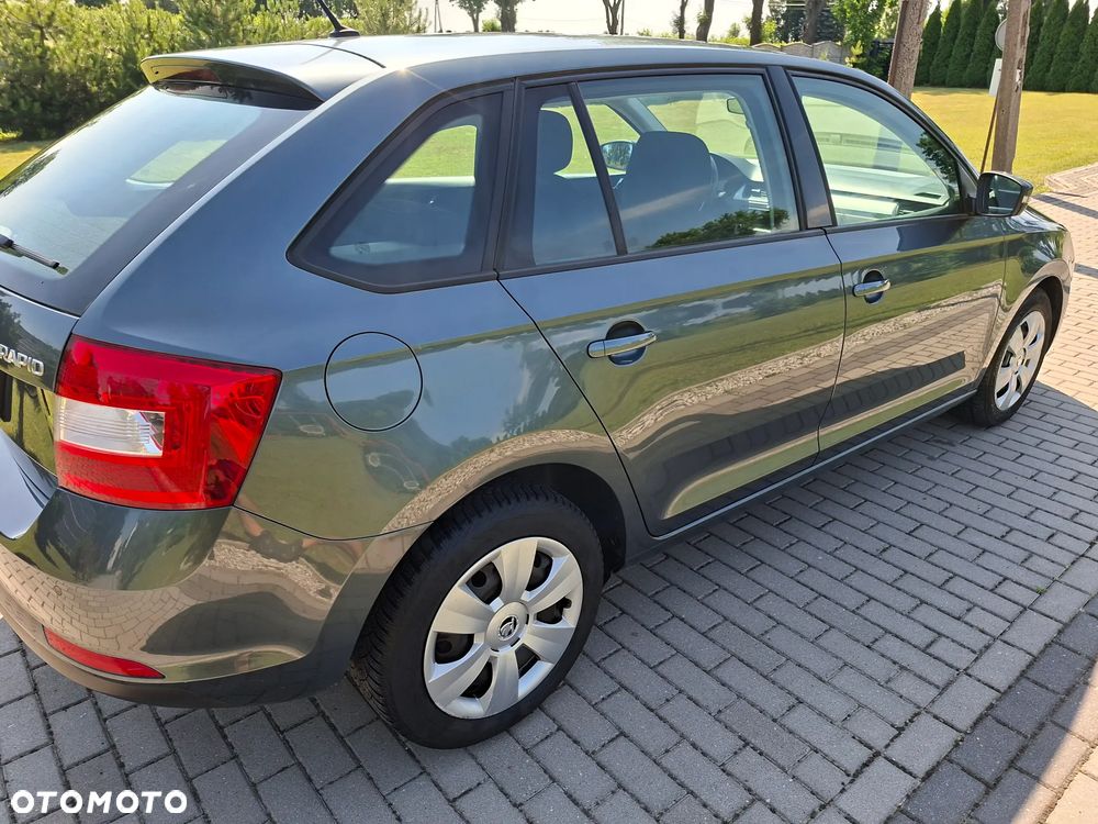 Skoda RAPID 1.4 TDI DSG Clever - 8