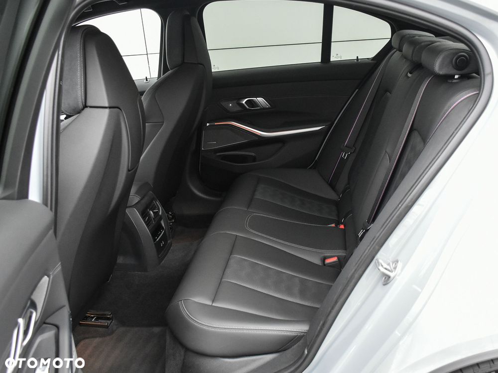 BMW M3 M Competition xDrive sport - 20