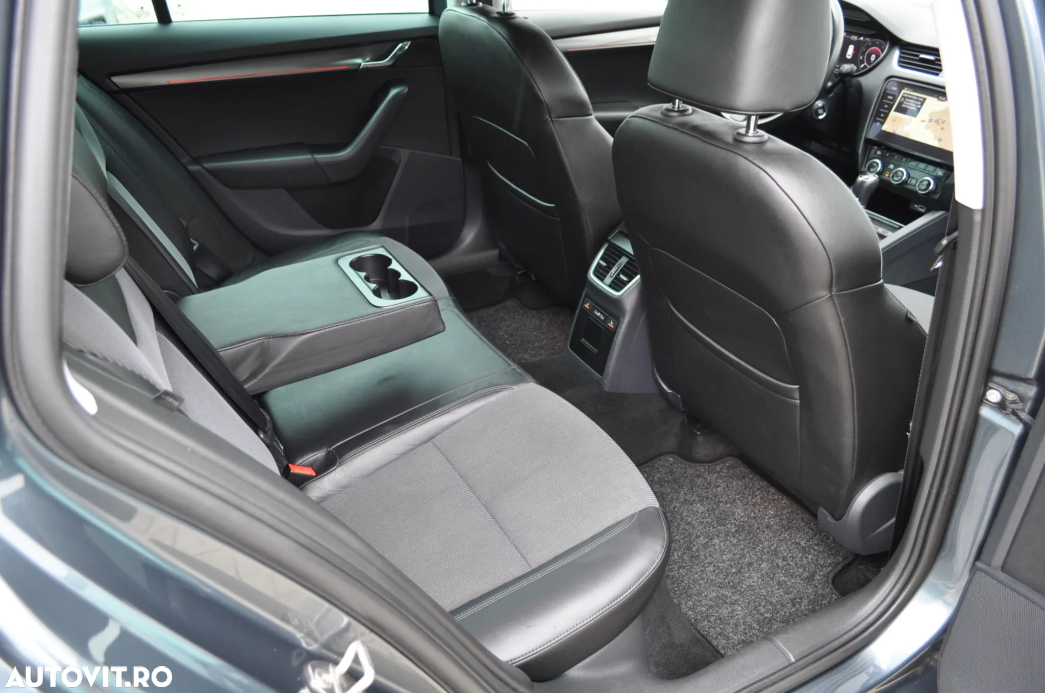Skoda Octavia Combi 1.5 TSI ACT DSG Style - 18