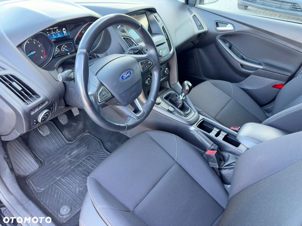 Ford Focus 1.5 EcoBoost Trend ASS - 10