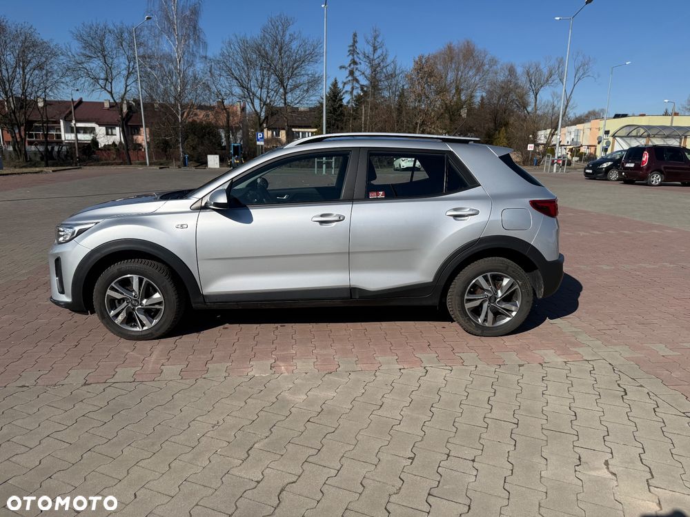 Kia Stonic 1.2 L - 11