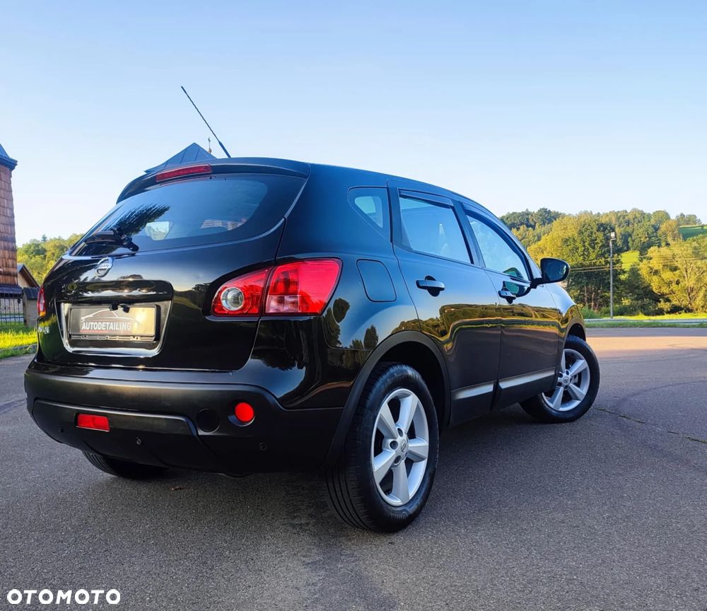 Nissan Qashqai 2.0 4x4 Tekna - 4