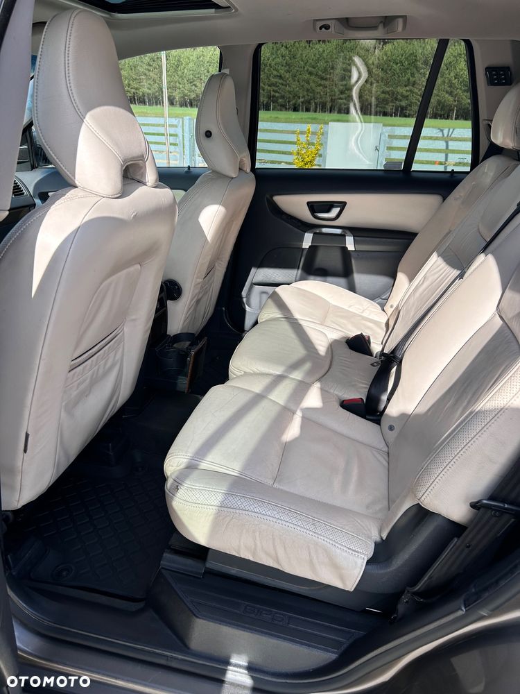 Volvo XC 90 D5 AWD Executive - 6