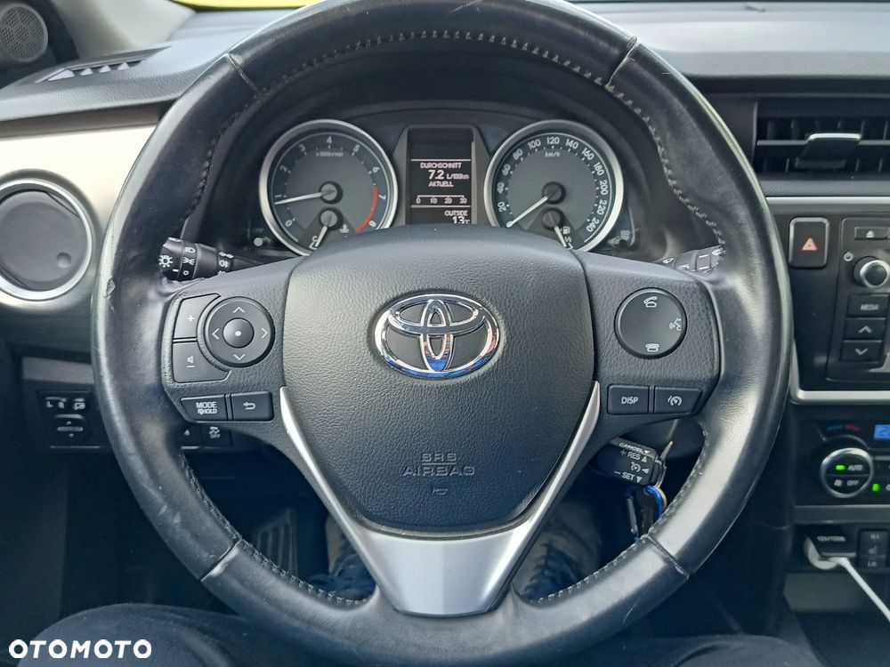 Toyota Auris 1.6 Valvematic Comfort - 12