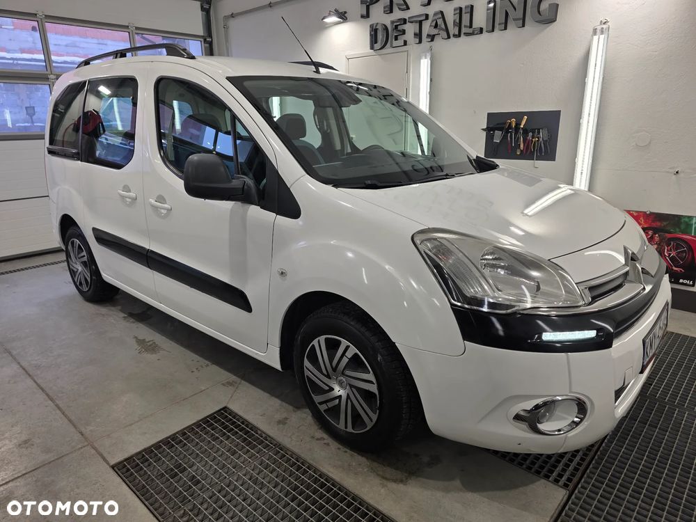 Citroën Berlingo Multispace e-HDi 90 FAP EGS6 Exclusive - 18