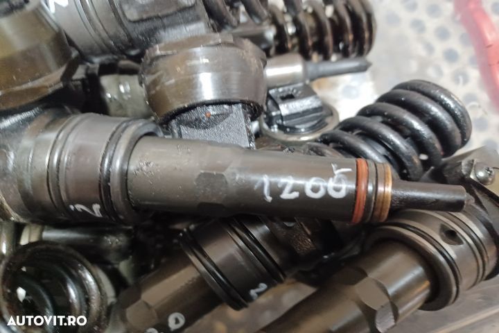 SET INJECTOARE 2.0 BMM Volkswagen VW Golf 5 [2003 - 2009] Hatchback 5 - 6