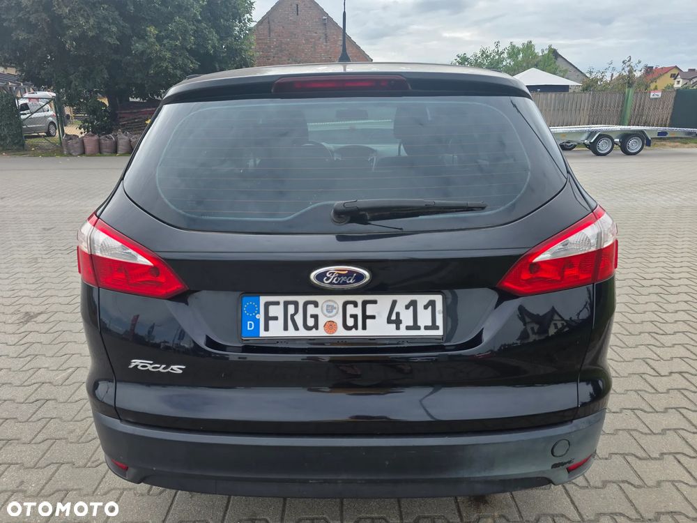 Ford Focus 1.6 TI-VCT Champions Edition - 4