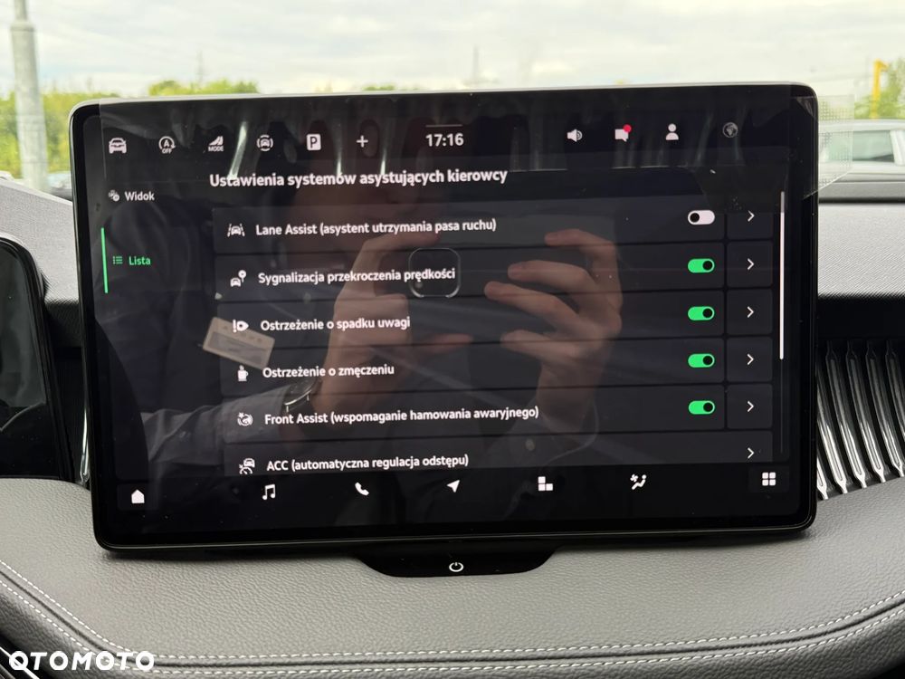 Skoda Superb 2.0 TSI 4x4 L&K DSG - 33