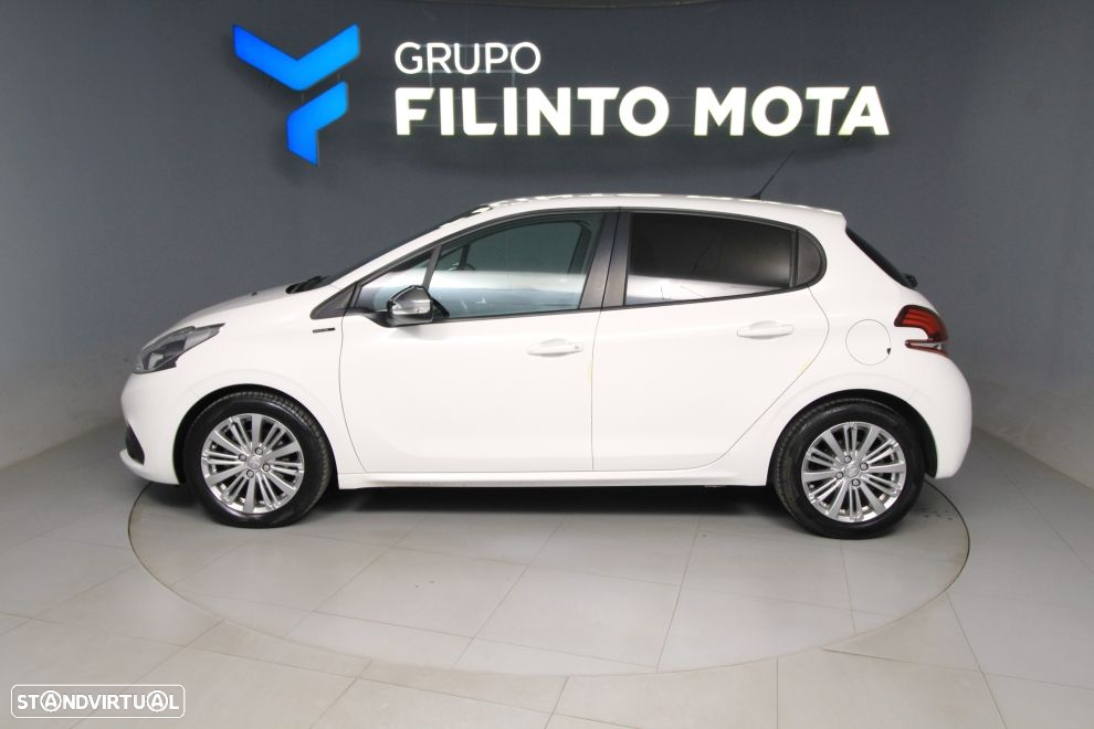 Peugeot 208 1.5 BlueHDi Signature - 5