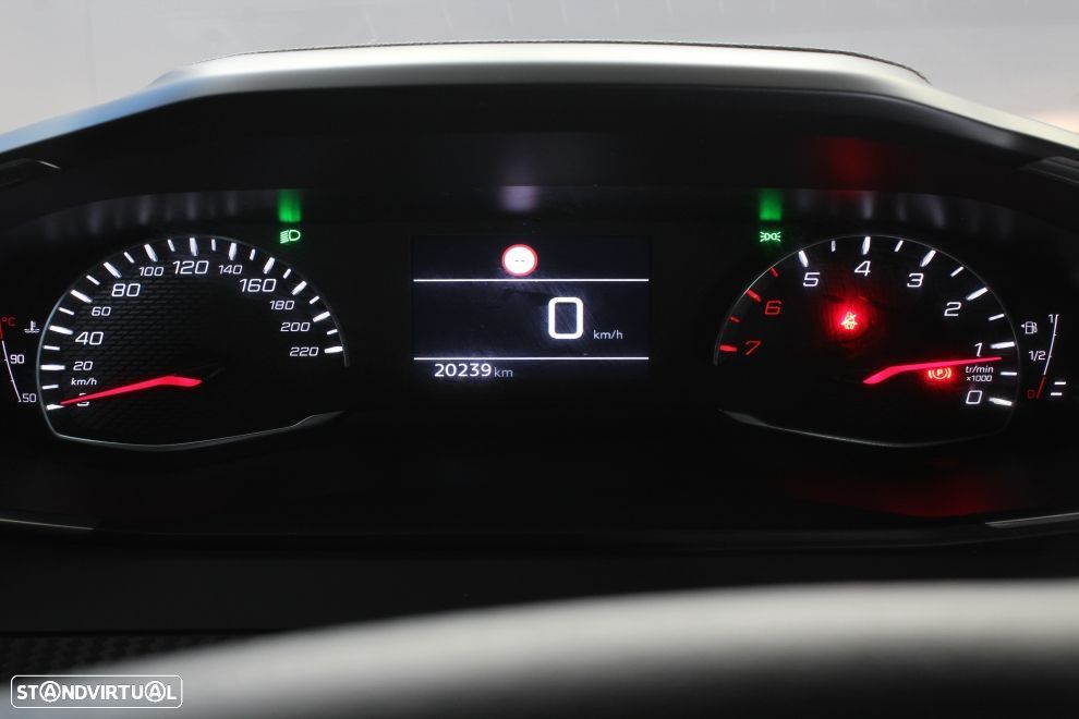 Peugeot 2008 1.2 PureTech Active Pack - 15