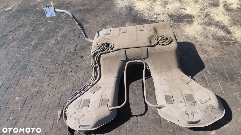 Zbiornik paliwa 4E0201135 Audi A8 D3 - 1