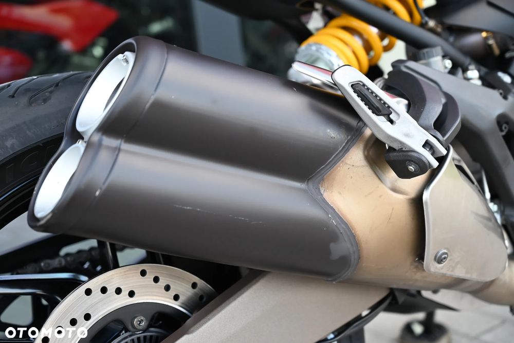Ducati Monster - 24