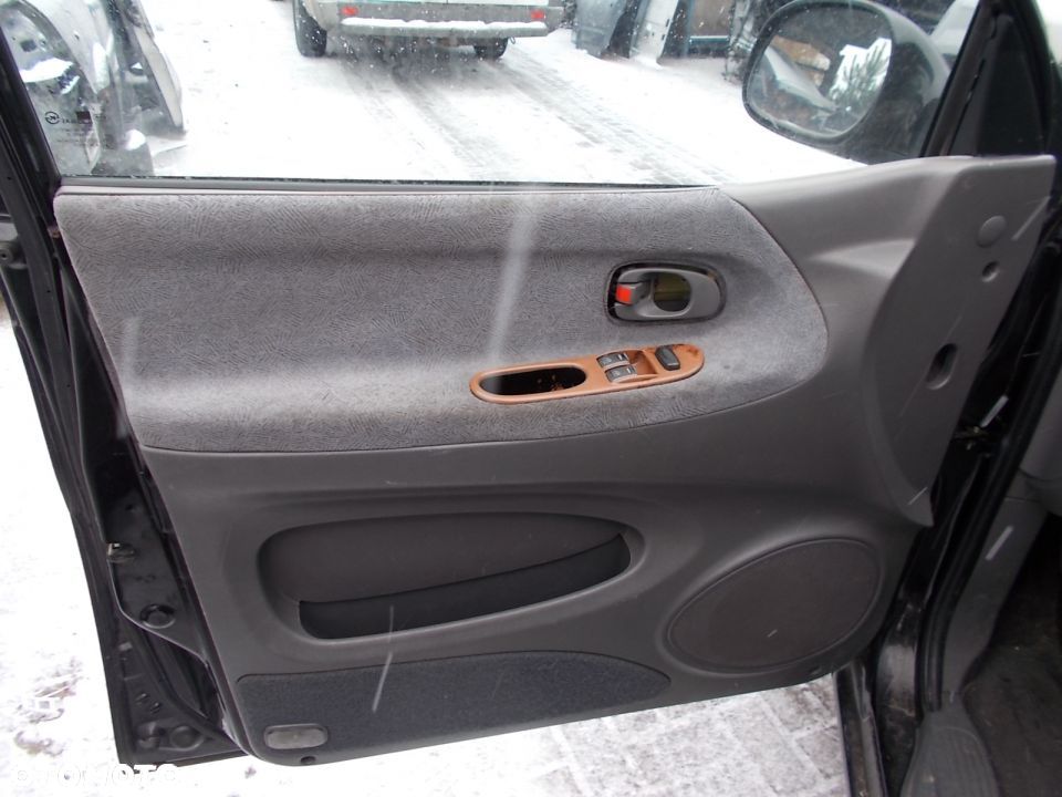 BOCZEK DRZWI KIA CARNIVAL 98-01 LEWY PRZEDNI - 1