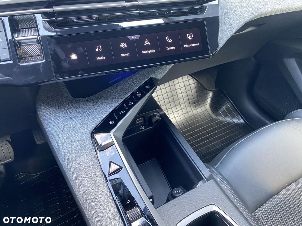 Peugeot 3008 - 18
