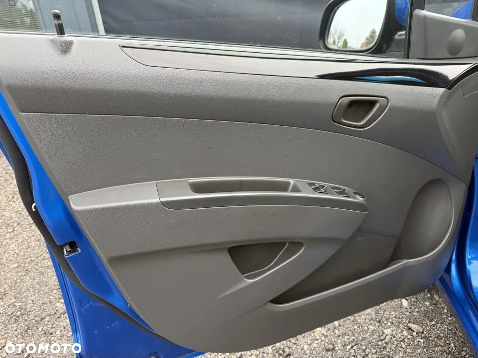 Chevrolet Spark 1.2 LTZ - 20