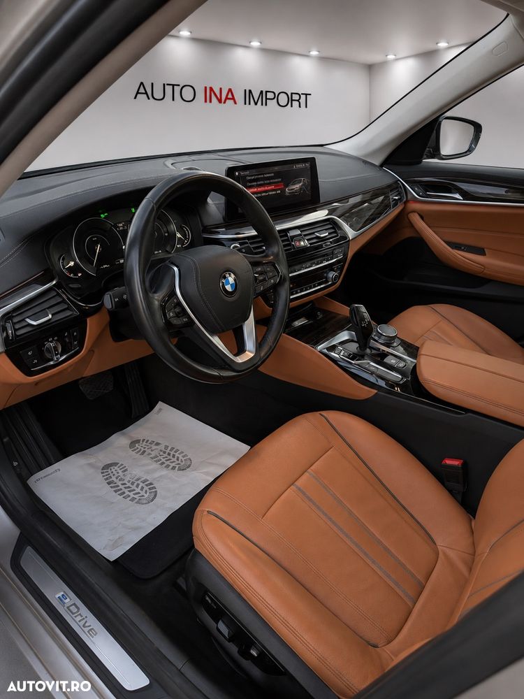 BMW Seria 5 530e Aut. Luxury Line - 6