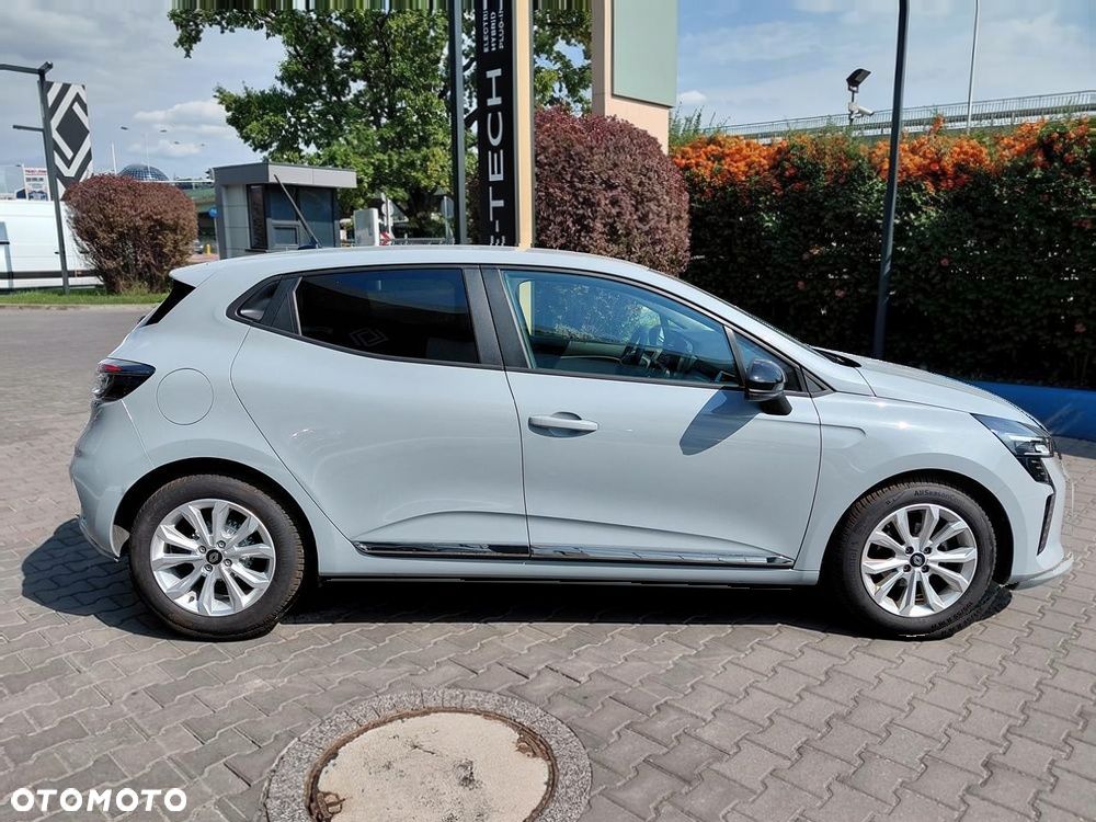 Renault Clio - 8
