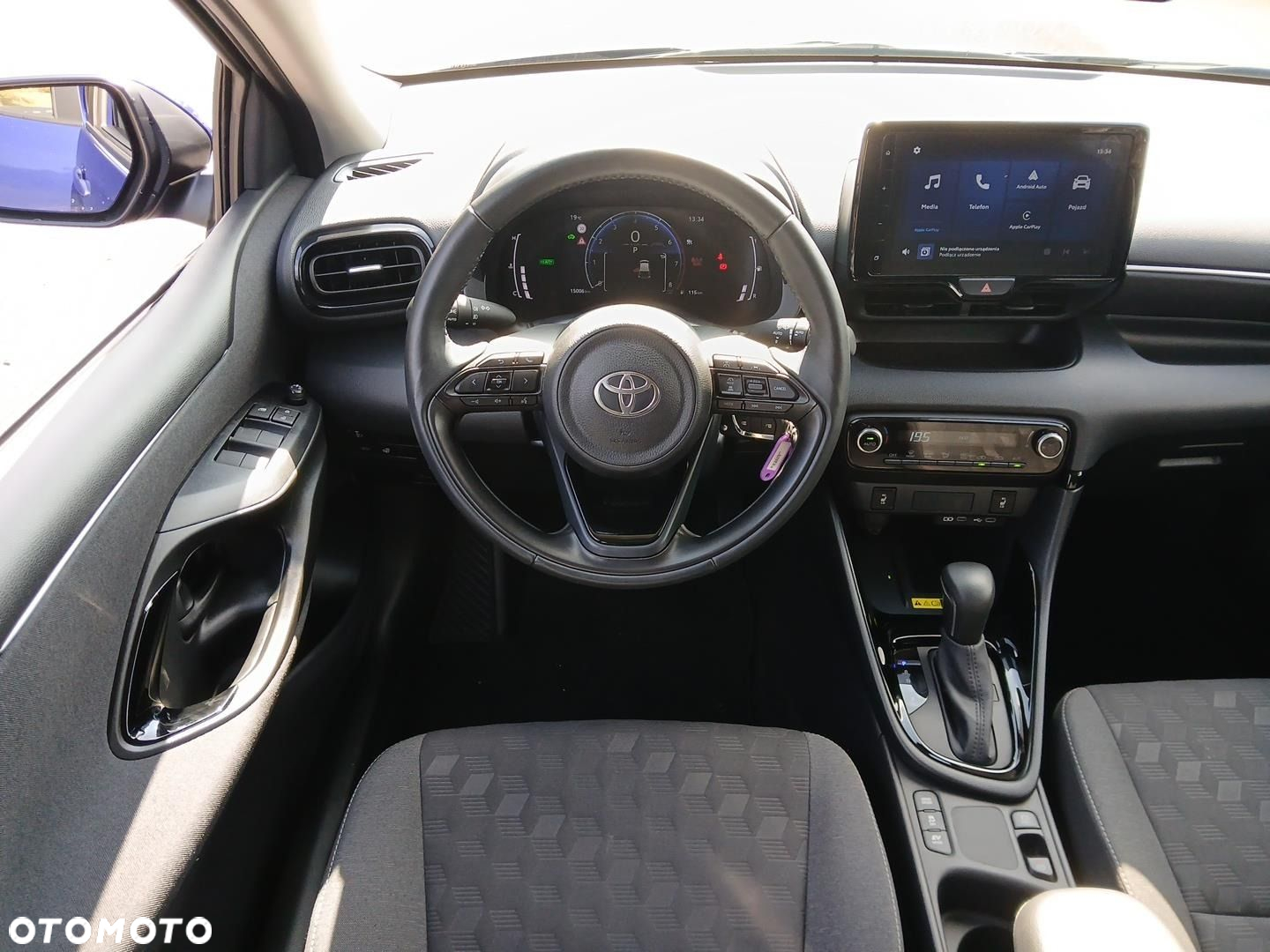 Toyota Yaris Hybrid 1.5 Style - 27