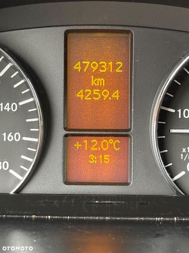 Mercedes-Benz Sprinter 319 - 2