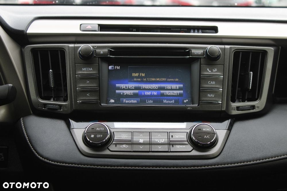 Toyota RAV4 - 32