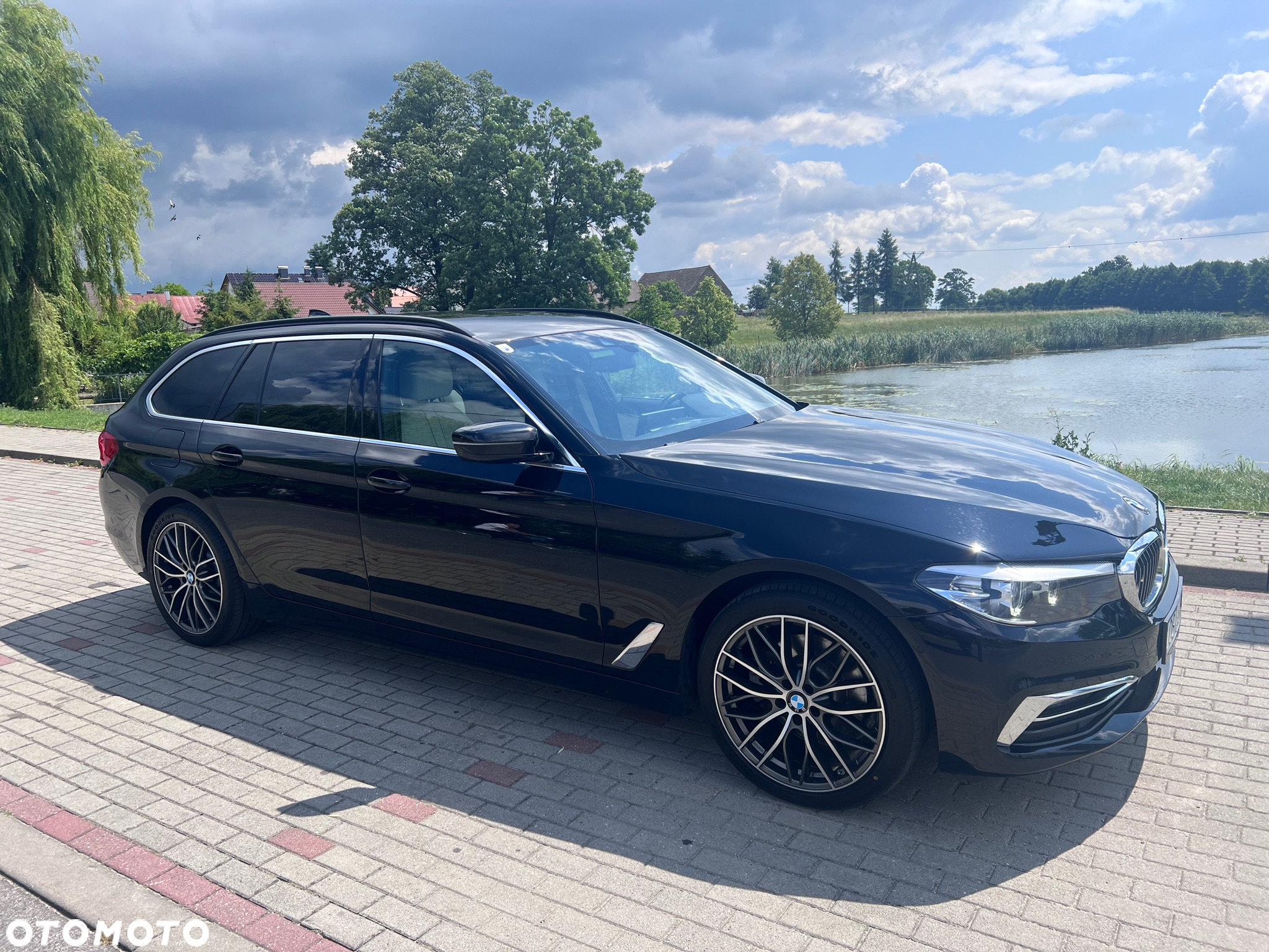 BMW Seria 5 520d Luxury Line - 2